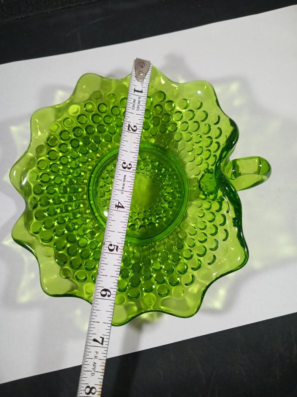 Vintage Fenton Uranium Glass Relish Dish with Handle - Springtime Green - Picture 4 of 7